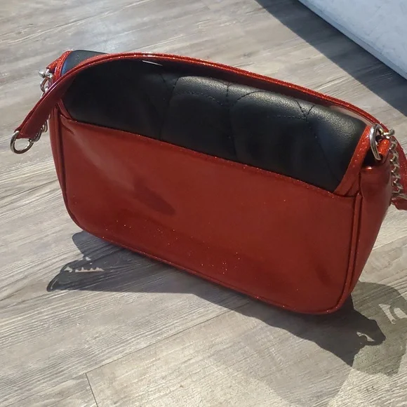 Lux de Ville Spider Web Red and Black Crossbody Bag - Picture 5 of 12